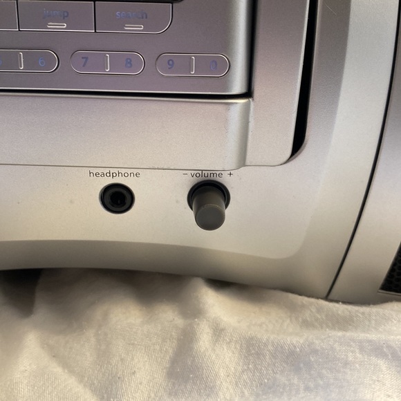 SiriusXMDelphiBoombox
SatelliteRadiow/Roady XT - Picture 5 of 14